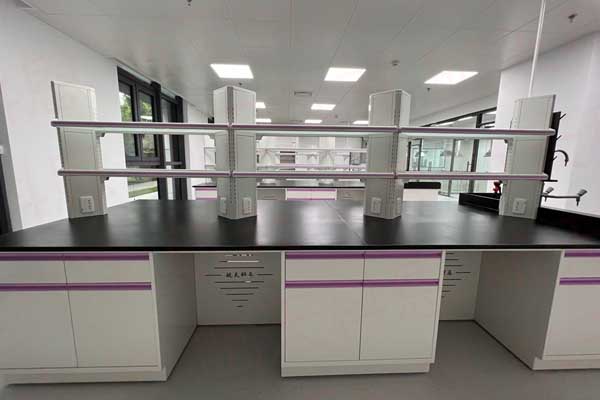 在實驗室裝修設(shè)計中要注意哪些細(xì)節(jié)
